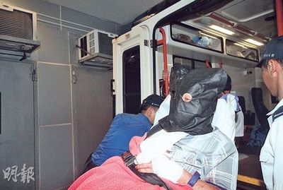 妄想妻子出軌港男子狂斬老翁60多刀承認(rèn)誤殺